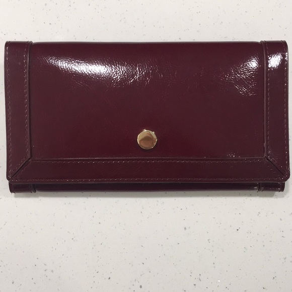 Banana Republic wallet - Picture 1 of 3